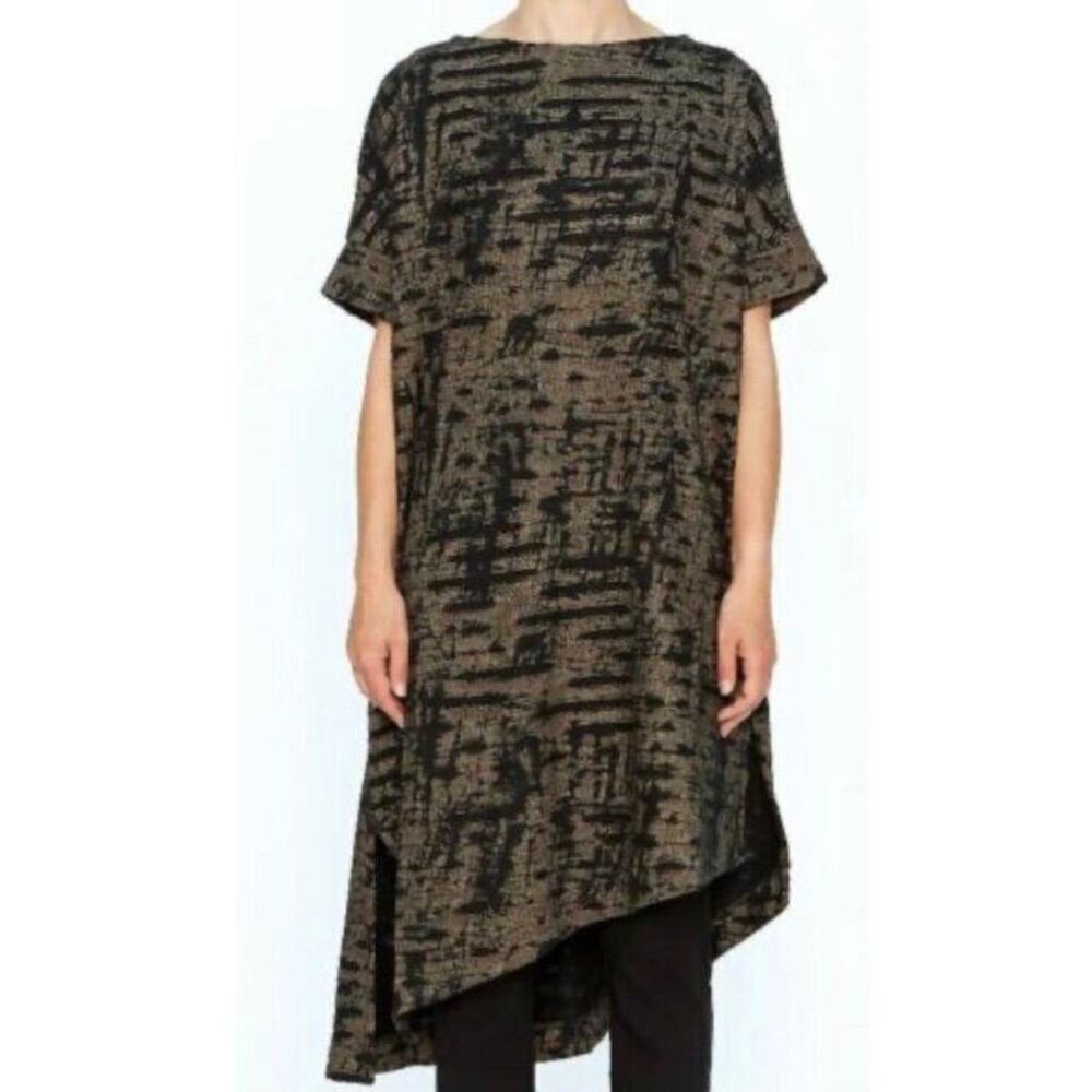 MOYURU Sz M Medium Honey Tan Black Knit Textured Asymmetric Tunic Dress NWT
